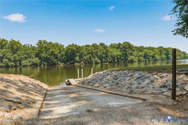 3649 Stone Harbor Dr, Midlothian, VA 23113