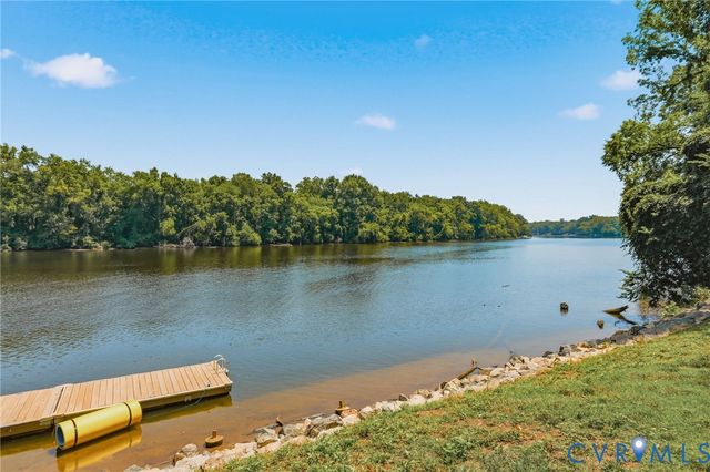 3649 Stone Harbor Dr, Midlothian, VA 23113