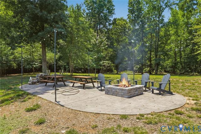 3649 Stone Harbor Dr, Midlothian, VA 23113