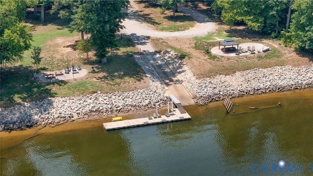 3649 Stone Harbor Dr, Midlothian, VA 23113