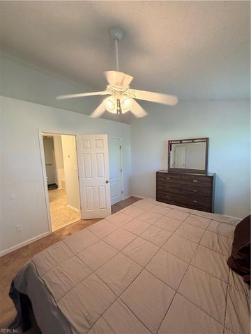 807 Oak Springs CT, Newport News, VA 23602