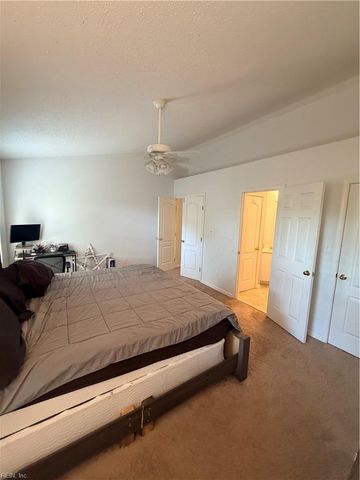 807 Oak Springs CT, Newport News, VA 23602