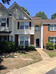 807 Oak Springs CT, Newport News, VA 23602