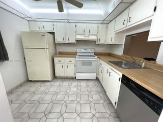 1810 SW 81st Ave 2401, North Lauderdale, FL 33068