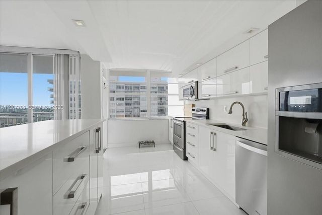 18051 Biscayne Blvd 1701, Aventura, FL 33160