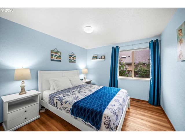 1658 S EDGEWOOD St, Seaside, OR 97138
