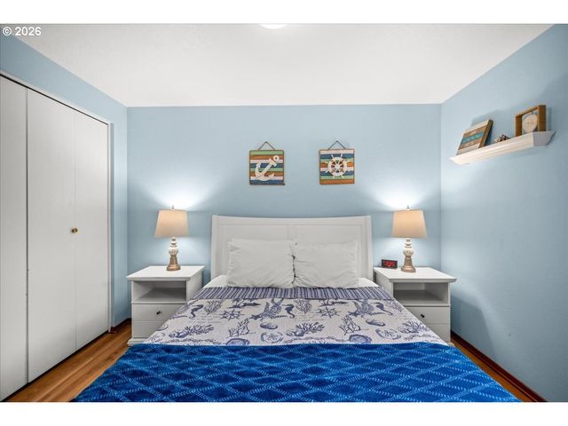 1658 S EDGEWOOD St, Seaside, OR 97138