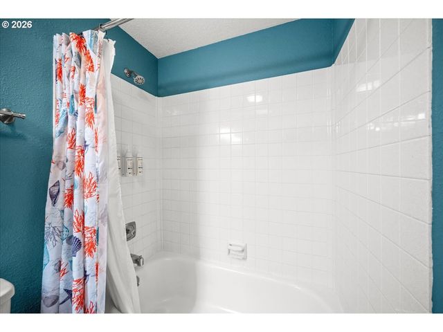1658 S EDGEWOOD St, Seaside, OR 97138