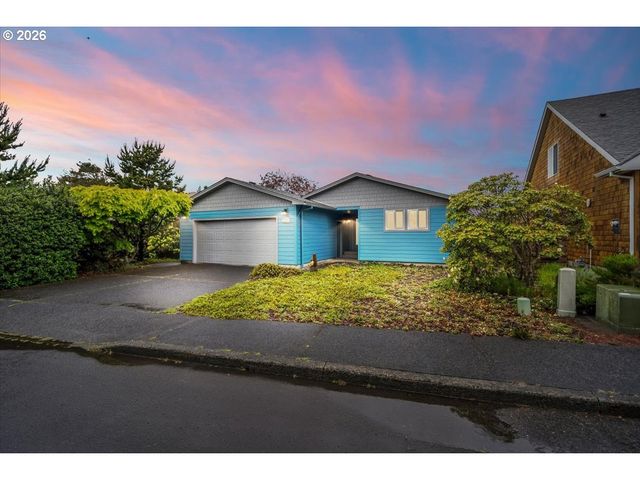 1658 S EDGEWOOD St, Seaside, OR 97138