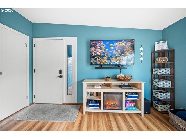 1658 S EDGEWOOD St, Seaside, OR 97138