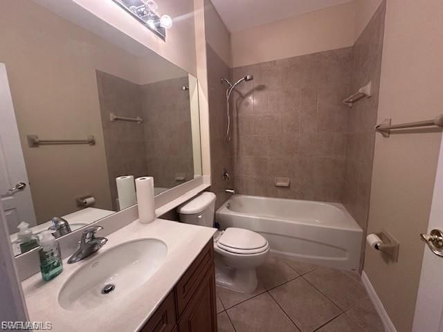 3320 Midship DR, North Fort Myers, FL 33903