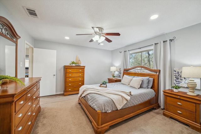 2011 Willow Point Drive, Kingwood, TX 77339