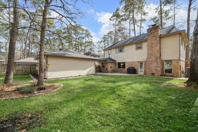 2011 Willow Point Drive, Kingwood, TX 77339
