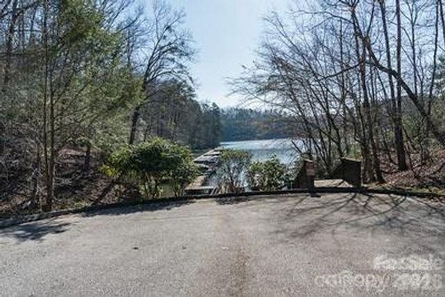 23 Mountain Parkway, Mill Spring, NC 28756