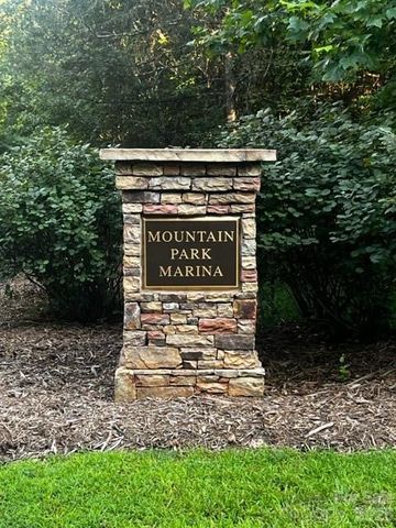 23 Mountain Parkway, Mill Spring, NC 28756