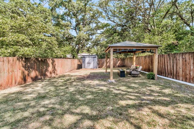1178 Leesville Street, North Charleston, SC 29405