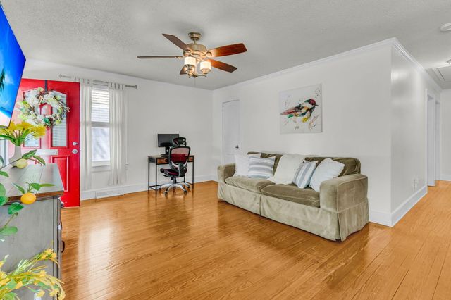 1178 Leesville Street, North Charleston, SC 29405