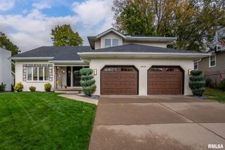 4255 APPLE VALLEY Drive, Bettendorf, IA 52722