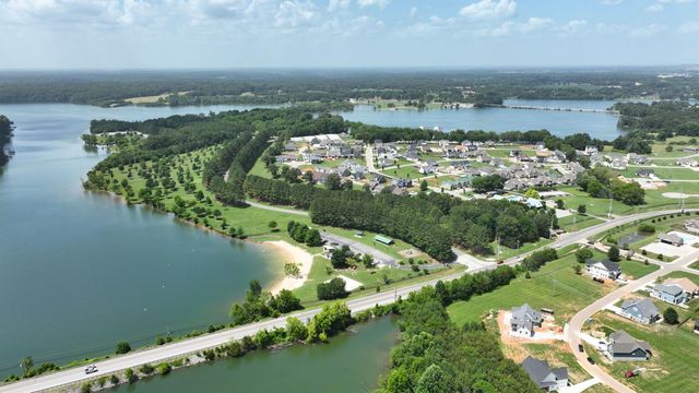 32 Island Way, Winchester, TN 37398
