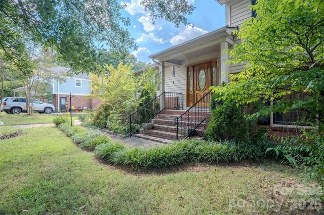 6516 Brynwood Drive, Charlotte, NC 28226
