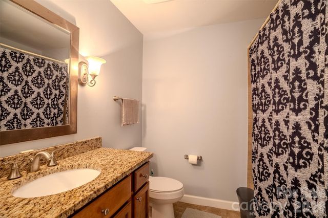 6516 Brynwood Drive, Charlotte, NC 28226