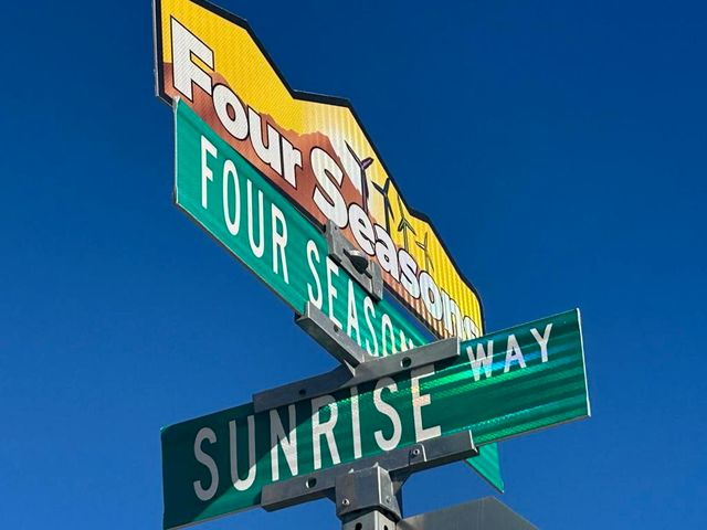 2298 Savanna Way, Palm Springs, CA 92262