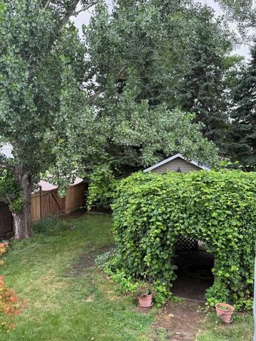 1625 35th Avenue S, Fargo, ND 58104