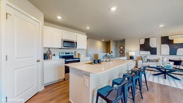 2787 Cecelia Drive, Hiawatha, IA 52233