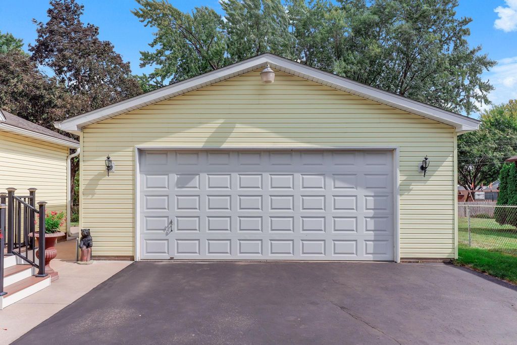 6920 Claude Avenue, Inver Grove Heights, MN 55076 — photo 3