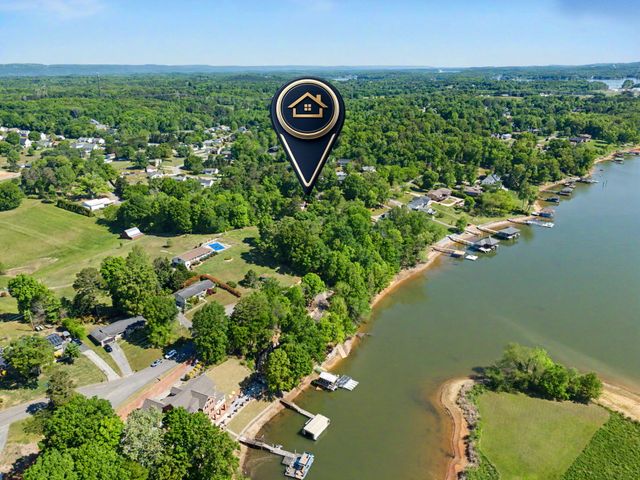 9917 Shore Drive, Soddy Daisy, TN 37379