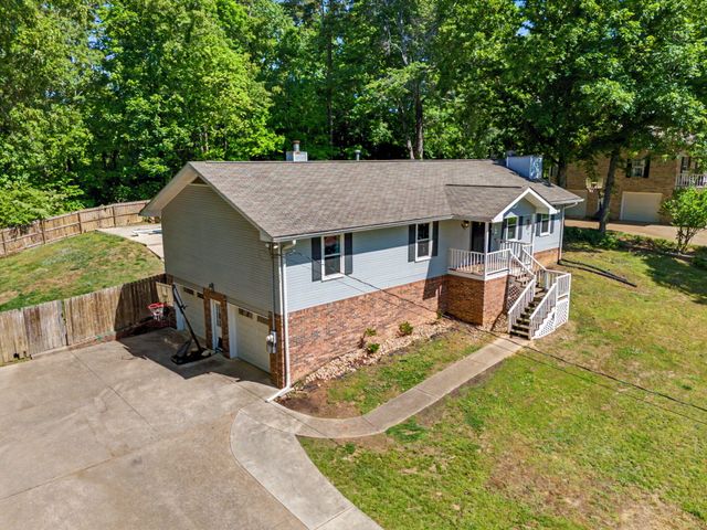 9917 Shore Drive, Soddy Daisy, TN 37379