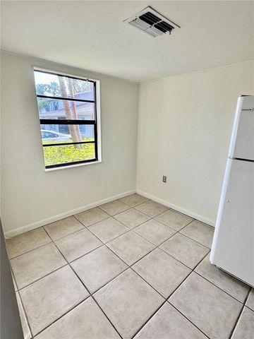 2131 RIDGE ROAD S 105, Largo, FL 33778