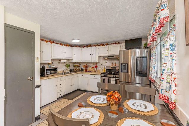 3365 Bruceton Avenue, Columbus, OH 43232