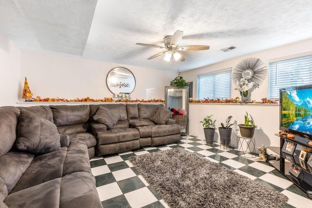 3365 Bruceton Avenue, Columbus, OH 43232