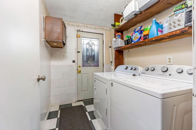 3365 Bruceton Avenue, Columbus, OH 43232