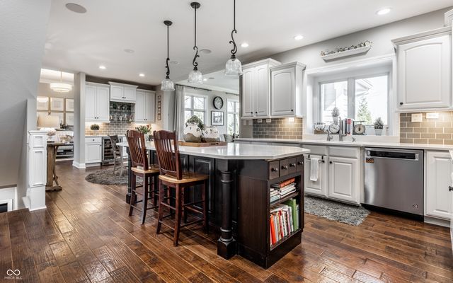 3104 Joshua Circle, Westfield, IN 46074