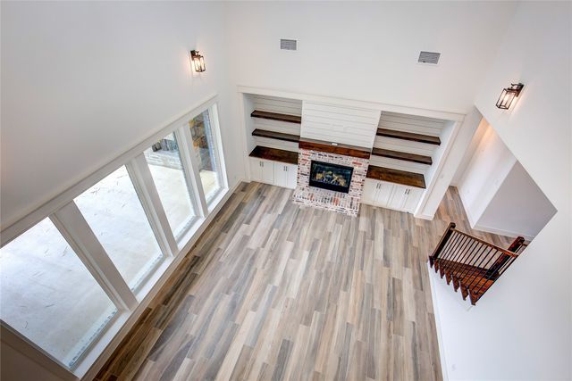 105 Donna Drive, Gun Barrel City, TX 75156