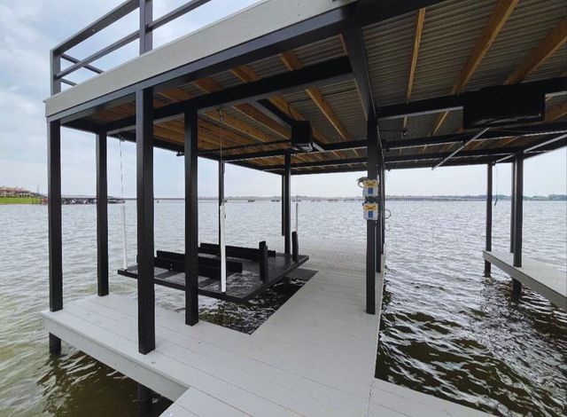 105 Donna Drive, Gun Barrel City, TX 75156