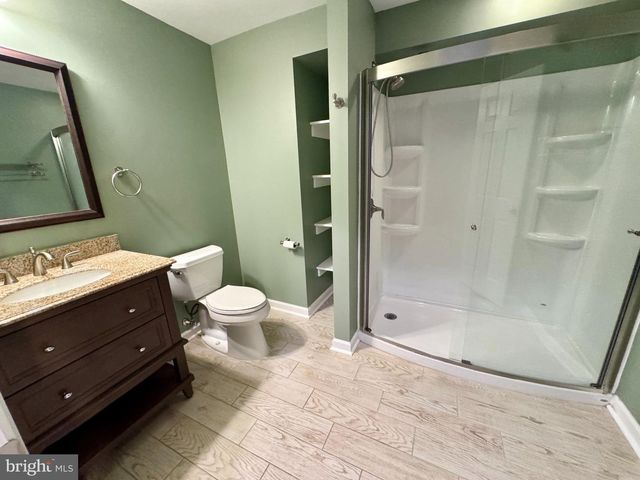 19 MONTGOMERY DR, Stafford, VA 22556