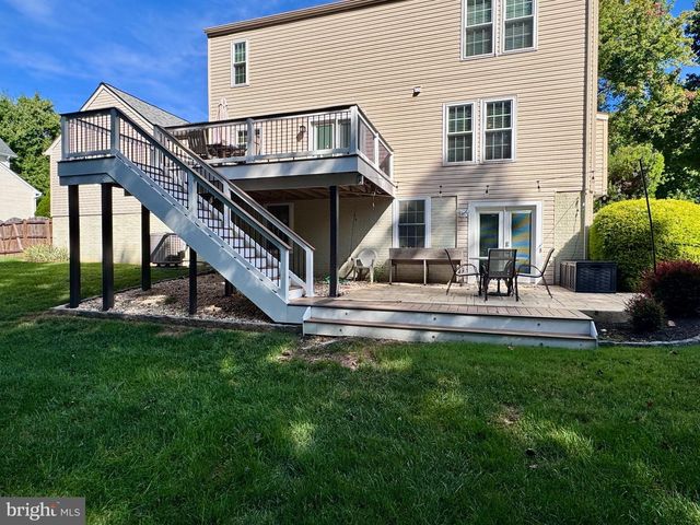 19 MONTGOMERY DR, Stafford, VA 22556