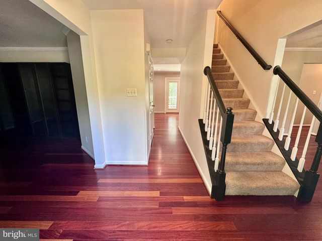 19 MONTGOMERY DR, Stafford, VA 22556