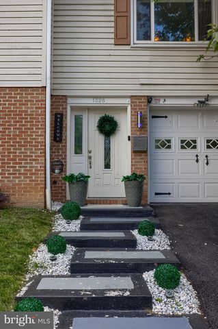 1326 FAIRVIEW ST, Reading, PA 19602