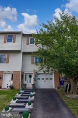1326 FAIRVIEW ST, Reading, PA 19602