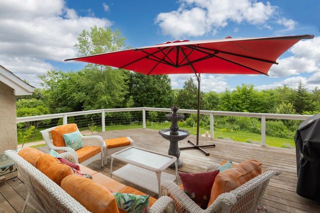 19115 Vogel Farm Trail, Eden Prairie, MN 55347