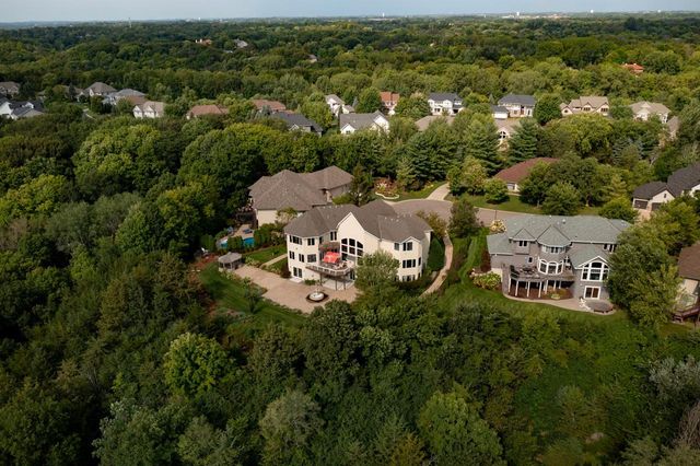 19115 Vogel Farm Trail, Eden Prairie, MN 55347