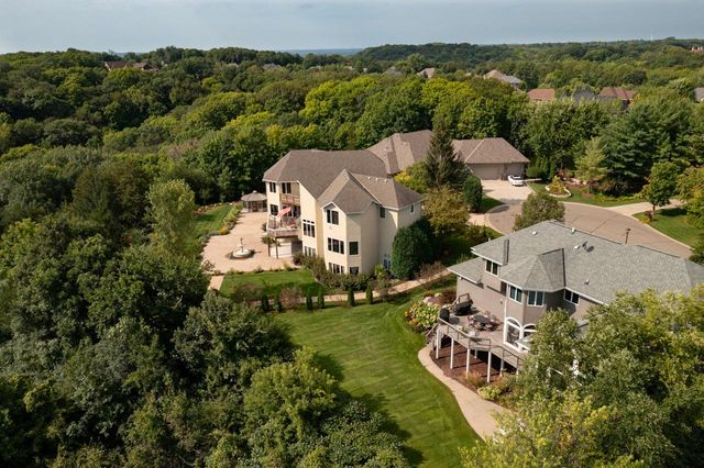 19115 Vogel Farm Trail, Eden Prairie, MN 55347