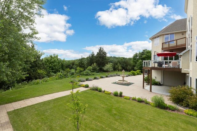19115 Vogel Farm Trail, Eden Prairie, MN 55347
