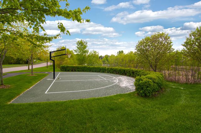 19115 Vogel Farm Trail, Eden Prairie, MN 55347