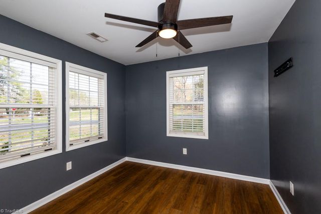 108 Sparrow Road, Eden, NC 27288