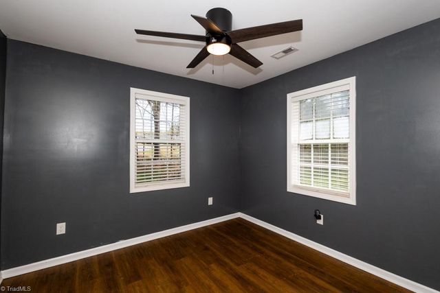 108 Sparrow Road, Eden, NC 27288